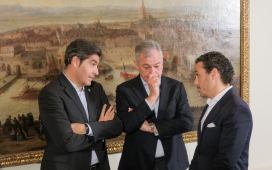 El alcalde, que ve «muy complicado» que Betis y Sevilla coincidan en La Cartuja, anuncia inminentes mejoras viales El alcalde, que ve «muy complicado» que Betis y Sevilla coincidan en La Cartuja, anuncia inminentes mejoras viales