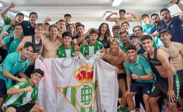 Sevilla 1-2 Betis: Se apunta otro derbi y lucha por el título Sevilla 1-2 Betis: Se apunta otro derbi y lucha por el título