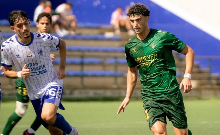 Tamaraceite 3-2 Betis Deportivo: Pierde la concentración, la ventaja y el partido pero conserva el liderato Tamaraceite 3-2 Betis Deportivo: Pierde la concentración, la ventaja y el partido pero conserva el liderato