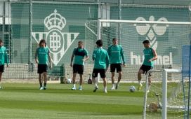 El Betis, a la espera de novedades europeas en una sesión sin Bakambu El Betis, a la espera de novedades europeas en una sesión sin Bakambu