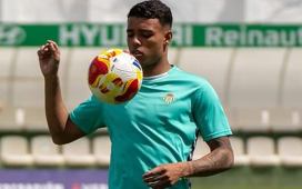 El Betis apuesta por la continuidad de Robson, ‘fichaje’ para conseguir el ascenso El Betis apuesta por la continuidad de Robson, ‘fichaje’ para conseguir el ascenso