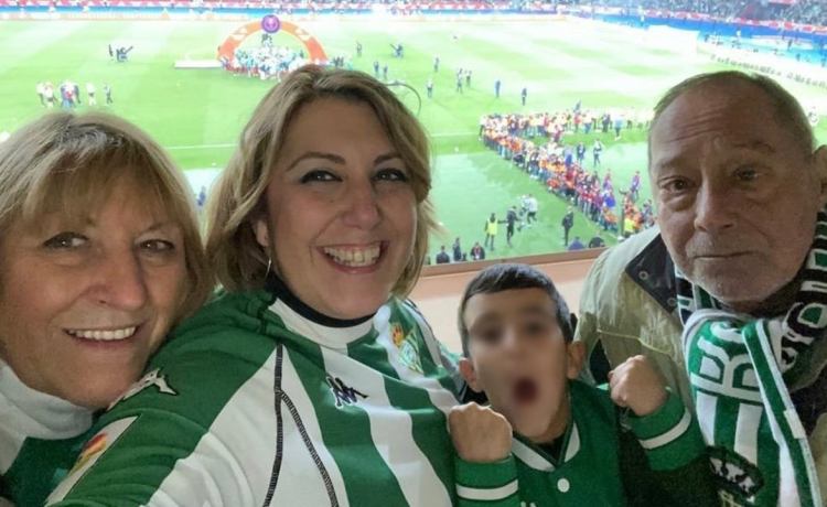 ‘Dardo’ a Susana Díaz por su comparación entre el PSOE y el Betis: «Hay que dejar de comportarse como ‘hooligans’ de los partidos» ‘Dardo’ a Susana Díaz por su comparación entre el PSOE y el Betis: «Hay que dejar de comportarse como ‘hooligans’ de los partidos»
