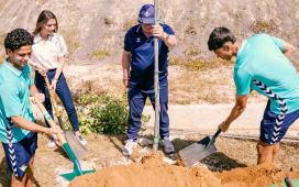 Nueva plantación de árboles en la Ciudad Deportiva Rafael Gordillo Nueva plantación de árboles en la Ciudad Deportiva Rafael Gordillo