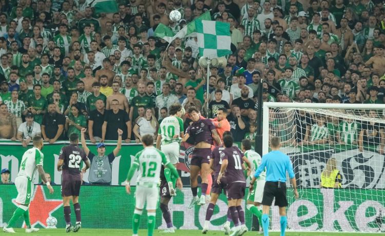 Carlos Herrera: «Yo compraba La Cartuja y dejaba el Villamarín; si no lo haces tú, lo va a hacer el Sevilla» Carlos Herrera: «Yo compraba La Cartuja y dejaba el Villamarín; si no lo haces tú, lo va a hacer el Sevilla»