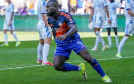 Denkey dispara el nivel del casting de delanteros del Betis para el próximo verano Denkey dispara el nivel del casting de delanteros del Betis para el próximo verano