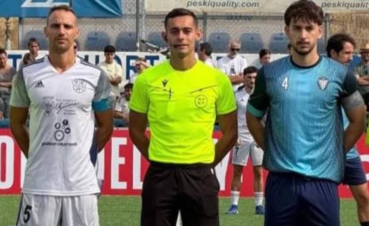 Partido suspendido y lío en la Copa del Rey para el sorteo de este lunes: «Nos han tirado piedras, huevos y había algún arma blanca» Partido suspendido y lío en la Copa del Rey para el sorteo de este lunes: «Nos han tirado piedras, huevos y había algún arma blanca»