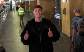 Llega el primer fichaje del Betis para la 26/27: Facundo Bernal ya está en la capital hispalense Llega el primer fichaje del Betis para la 26/27: Facundo Bernal ya está en la capital hispalense