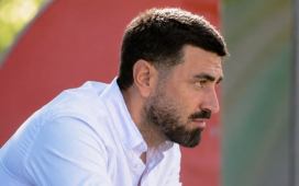 Fran Pastor, casi bético, compañero de Diego Llorente y arquitecto del Navalcarnero: «El fútbol pasa a un segundo plano; es un día para estar unidos como país» Fran Pastor, casi bético, compañero de Diego Llorente y arquitecto del Navalcarnero: «El fútbol pasa a un segundo plano; es un día para estar unidos como país»