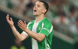 Preocupación con Álvaro Fidalgo por la postura adoptada por Pellegrini en el Betis Preocupación con Álvaro Fidalgo por la postura adoptada por Pellegrini en el Betis