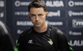 Solución especial de Pellegrini para rescatar a Álvaro Fidalgo: el ‘Maguito’ da descanso al ‘Mago’ del Betis Solución especial de Pellegrini para rescatar a Álvaro Fidalgo: el ‘Maguito’ da descanso al ‘Mago’ del Betis