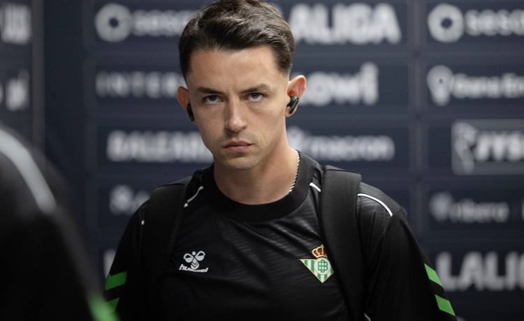 Solución especial de Pellegrini para rescatar a Álvaro Fidalgo: el ‘Maguito’ da descanso al ‘Mago’ del Betis Solución especial de Pellegrini para rescatar a Álvaro Fidalgo: el ‘Maguito’ da descanso al ‘Mago’ del Betis