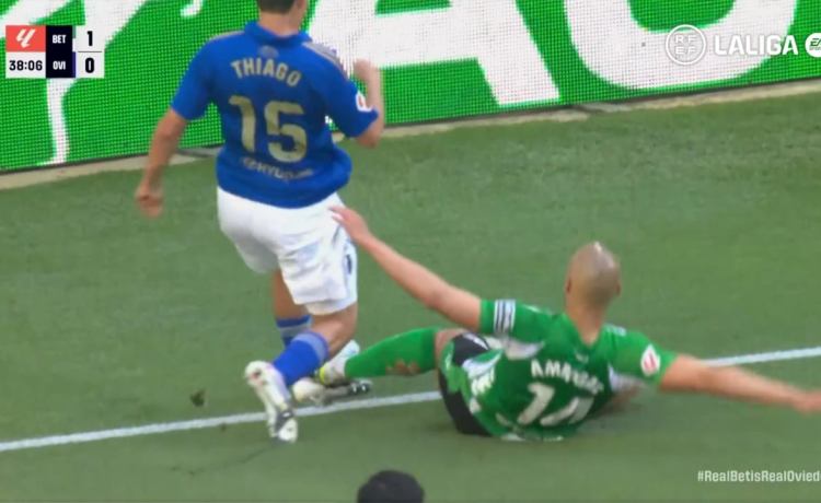 El CTA confirma el error del árbitro que benefició al Betis ante el Oviedo El CTA confirma el error del árbitro que benefició al Betis ante el Oviedo