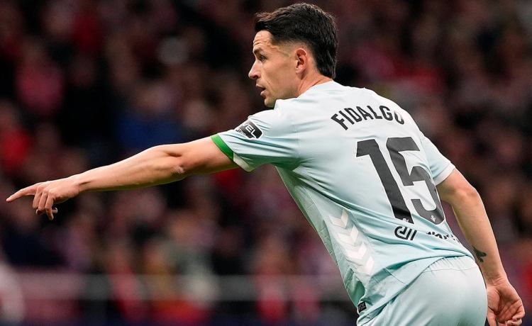 En el punto de mira de México: «Fidalgo no está todavía en su ‘prime’ en el Betis, pero se está acercando» En el punto de mira de México: «Fidalgo no está todavía en su ‘prime’ en el Betis, pero se está acercando»