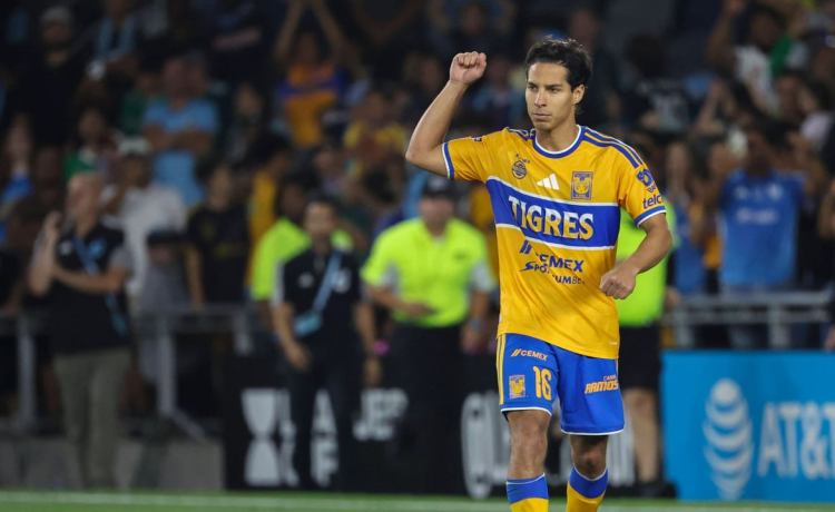 Diego Lainez, a mitad de precio Diego Lainez, a mitad de precio