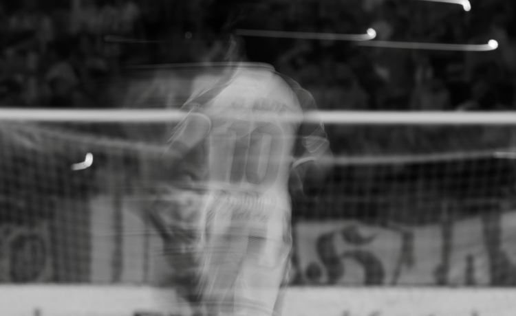 La Roma no llega y el Betis no se mueve un palmo por Abde, que está de acuerdo La Roma no llega y el Betis no se mueve un palmo por Abde, que está de acuerdo