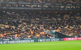 Media entrada ante el Bournemouth: nueva promoción para abonados para rellenar La Cartuja Media entrada ante el Bournemouth: nueva promoción para abonados para rellenar La Cartuja