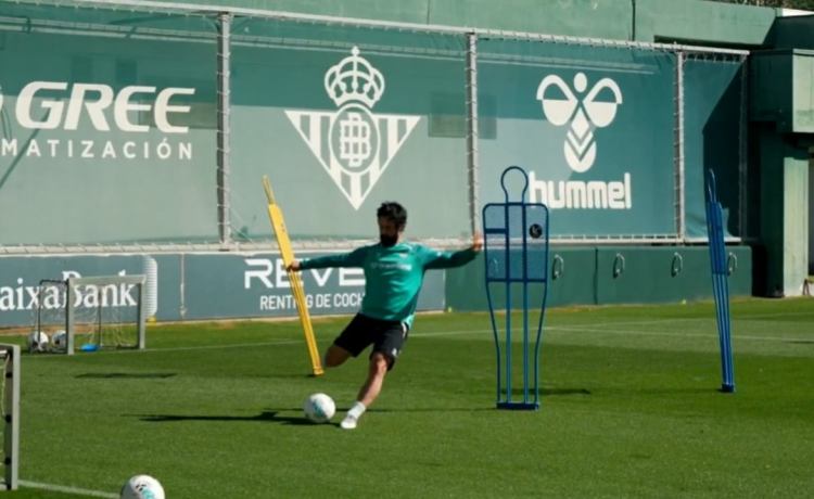 Isco Alarcón sube la intensidad para volver cuanto antes: «Sumando sensaciones y mucho trabajo» Isco Alarcón sube la intensidad para volver cuanto antes: «Sumando sensaciones y mucho trabajo»