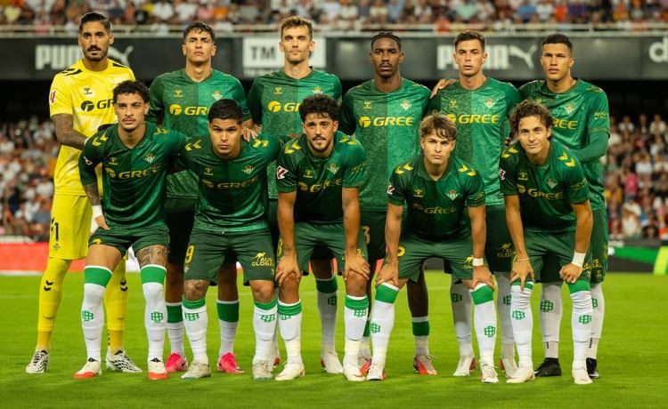 Puntos uno a uno del Betis en el partido de LaLiga contra el Valencia: Valles levantó el muro bético y Pablo García derribó el valencianista Puntos uno a uno del Betis en el partido de LaLiga contra el Valencia: Valles levantó el muro bético y Pablo García derribó el valencianista