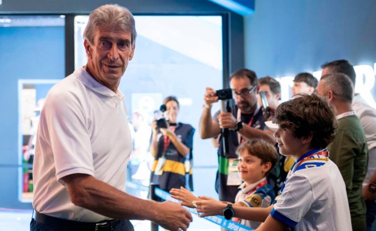 Un regreso, dos bajas y solo un canterano en la lista del Betis para medirse a Osasuna Un regreso, dos bajas y solo un canterano en la lista del Betis para medirse a Osasuna