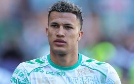 Deossa ya se despide a su forma del Betis, que intercambia documentos con el Vasco da Gama: «Sin llorar» Deossa ya se despide a su forma del Betis, que intercambia documentos con el Vasco da Gama: «Sin llorar»