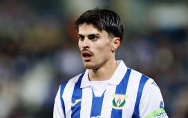 El Betis, pendiente de su pellizco por Juan Cruz El Betis, pendiente de su pellizco por Juan Cruz