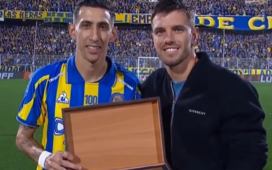 Homenaje a Lo Celso en Rosario con un mensaje claro antes de regresar al Betis: «Es el próximo en volver» Homenaje a Lo Celso en Rosario con un mensaje claro antes de regresar al Betis: «Es el próximo en volver»