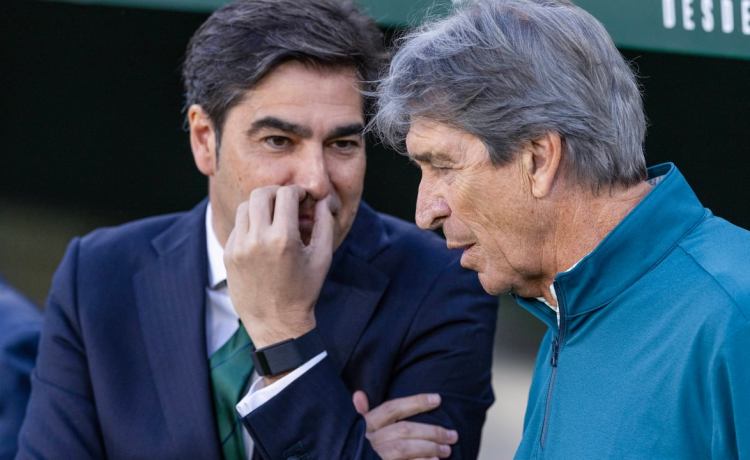 Ángel Haro repasa el mercado del Betis: el futuro de Abde, Morante, Amrabat o Pellegrini y el fichaje de un ‘9’ que «puede vender camisetas» Ángel Haro repasa el mercado del Betis: el futuro de Abde, Morante, Amrabat o Pellegrini y el fichaje de un ‘9’ que «puede vender camisetas»
