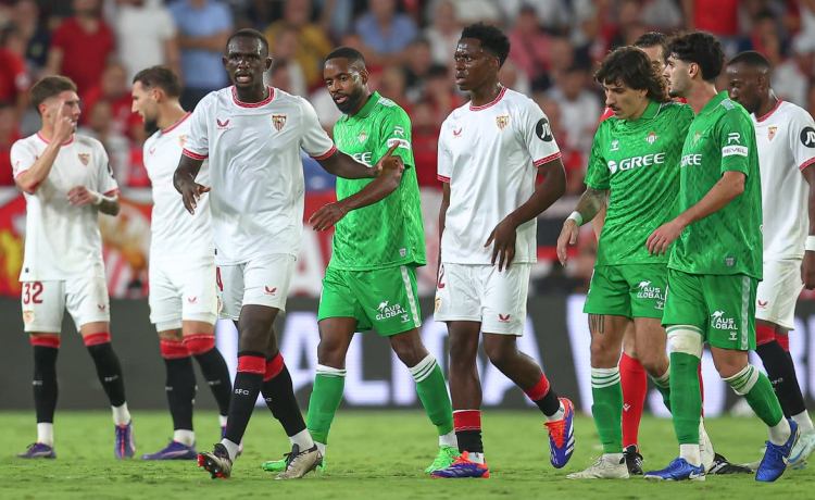 El Betis programa una cita con Nianzou, ex del Sevilla, en un derbi de Champions con Perraud y un entrenador ‘sivigliano’ El Betis programa una cita con Nianzou, ex del Sevilla, en un derbi de Champions con Perraud y un entrenador ‘sivigliano’