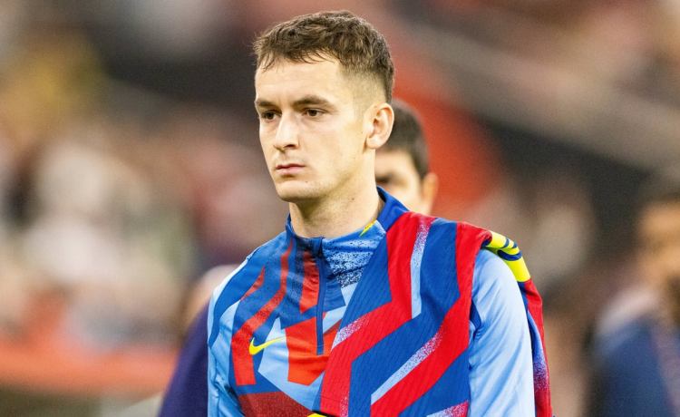 El Betis toma posiciones por Marc Casadó: lo que pide el Barça y la competencia verdiblanca El Betis toma posiciones por Marc Casadó: lo que pide el Barça y la competencia verdiblanca