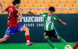 Betis Deportivo 3-0 Tarazona: Brillante faena para acariciar la salvación Betis Deportivo 3-0 Tarazona: Brillante faena para acariciar la salvación