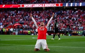 El Benfica suaviza sus exigencias por Ivanovic, pero en La Cartuja varían el rumbo El Benfica suaviza sus exigencias por Ivanovic, pero en La Cartuja varían el rumbo