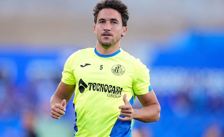 Villarreal y Betis ven amenazado el fichaje de Luis Milla con una oferta irrechazable Villarreal y Betis ven amenazado el fichaje de Luis Milla con una oferta irrechazable