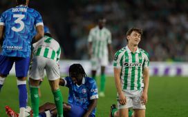 Oficial: Mateo Flores se marcha al Arouca Oficial: Mateo Flores se marcha al Arouca