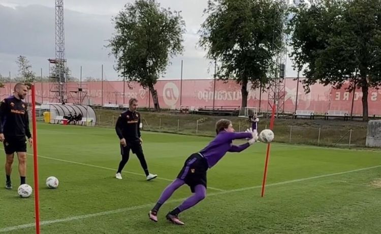 La Fiorentina busca refugio en el Sevilla La Fiorentina busca refugio en el Sevilla