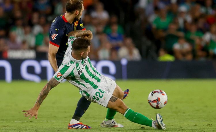 Almena y Misehouy amargan al Betis Almena y Misehouy amargan al Betis