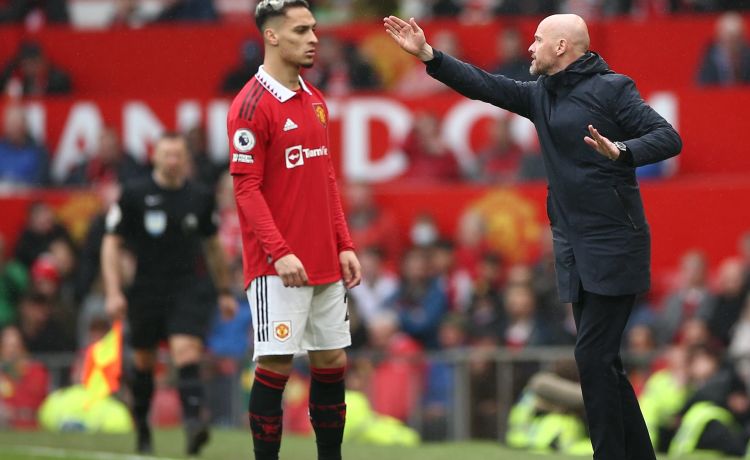 Ten Hag se entromete por su ‘hijo’ Antony Ten Hag se entromete por su ‘hijo’ Antony