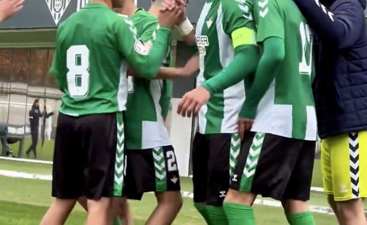 El Betis le endosa un 9-0 al Oporto El Betis le endosa un 9-0 al Oporto