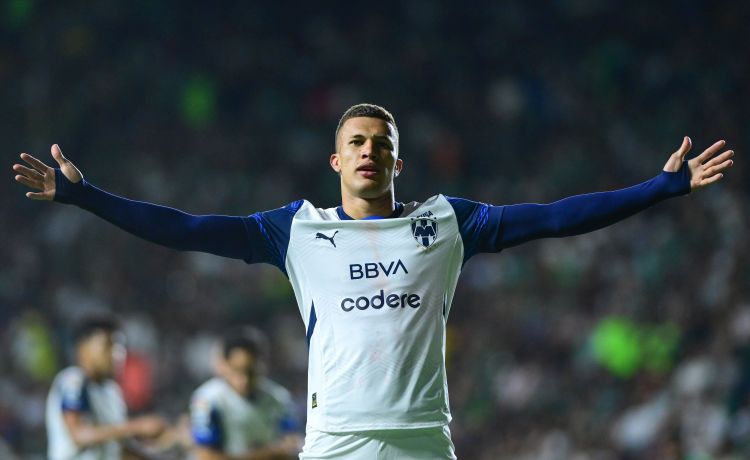Betis y Rayados acercan posturas por Deossa Betis y Rayados acercan posturas por Deossa