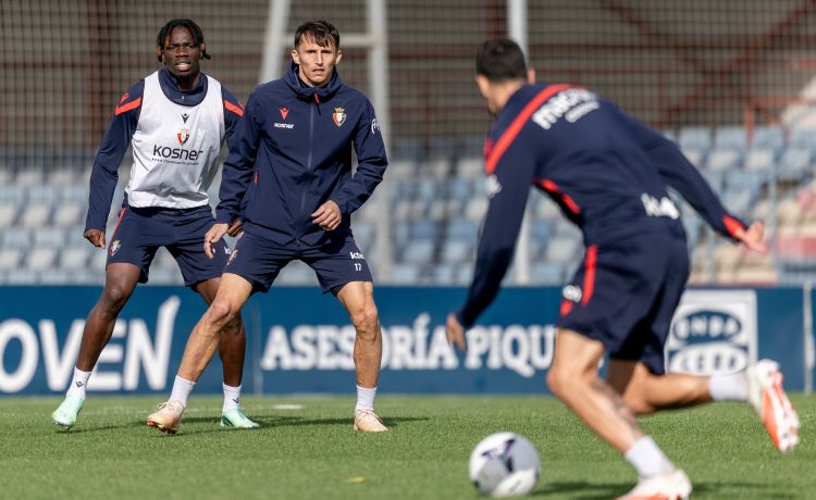Budimir se incorpora a los entrenamientos Budimir se incorpora a los entrenamientos