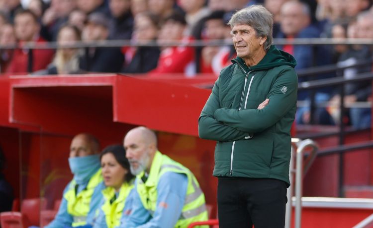 Pellegrini: “Es lamentable que el partido haya terminado así” Pellegrini: “Es lamentable que el partido haya terminado así”