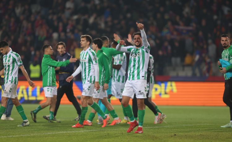El Betis memoriza el manual de resistencia El Betis memoriza el manual de resistencia