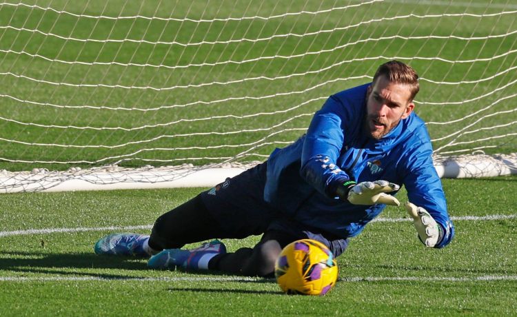 Adrián, alma de capitán Adrián, alma de capitán