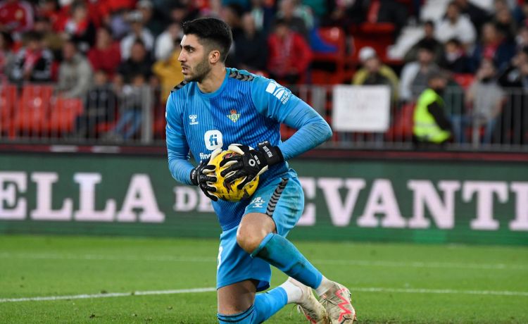 El Sporting de Portugal negocia con el Betis por Rui Silva El Sporting de Portugal negocia con el Betis por Rui Silva