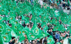 Los familiares de Lopera denuncian que el Betis los expulsa de La Cartuja Los familiares de Lopera denuncian que el Betis los expulsa de La Cartuja