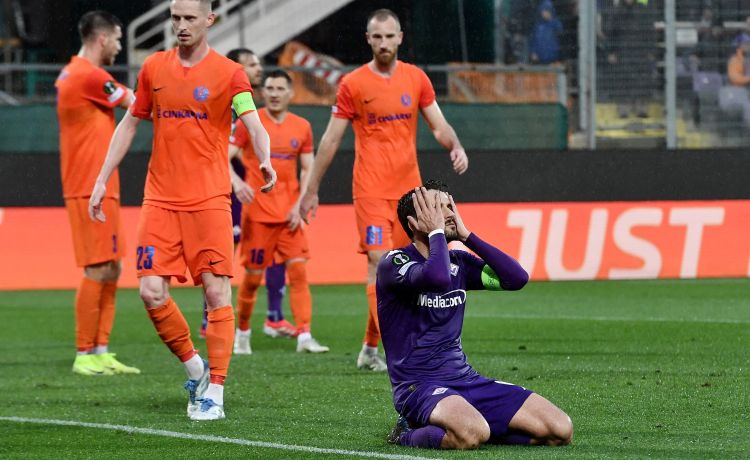 Riera asusta a la Fiore Riera asusta a la Fiore