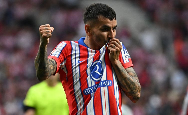 Correa, vuelta al estadio, emocionado y jaleado por la afición del Atlético Correa, vuelta al estadio, emocionado y jaleado por la afición del Atlético