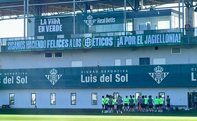 Mimos para Isco, pancarta para el grupo Mimos para Isco, pancarta para el grupo