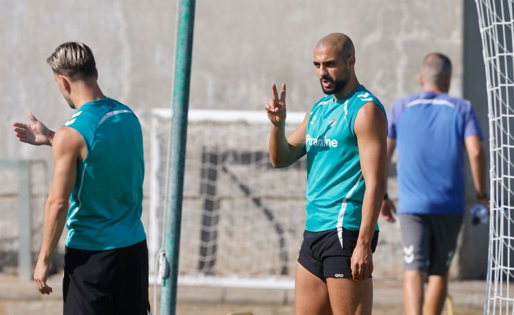 Marruecos libera a Amrabat Marruecos libera a Amrabat