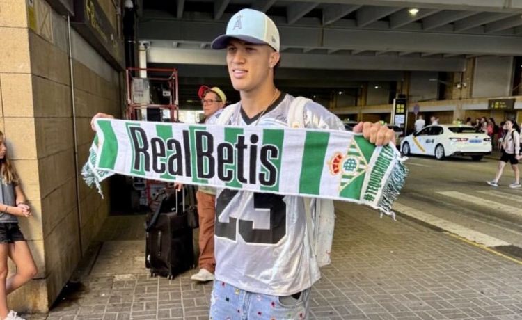 De la mina a la Liga en seis años: Deossa llega al Betis De la mina a la Liga en seis años: Deossa llega al Betis