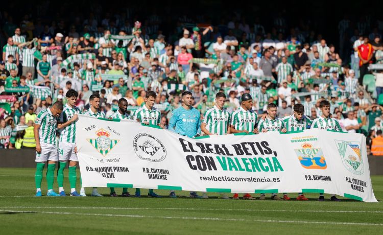 Las peñas del Betis en la Comunitat: “Es la visita más dura a Mestalla” Las peñas del Betis en la Comunitat: “Es la visita más dura a Mestalla”